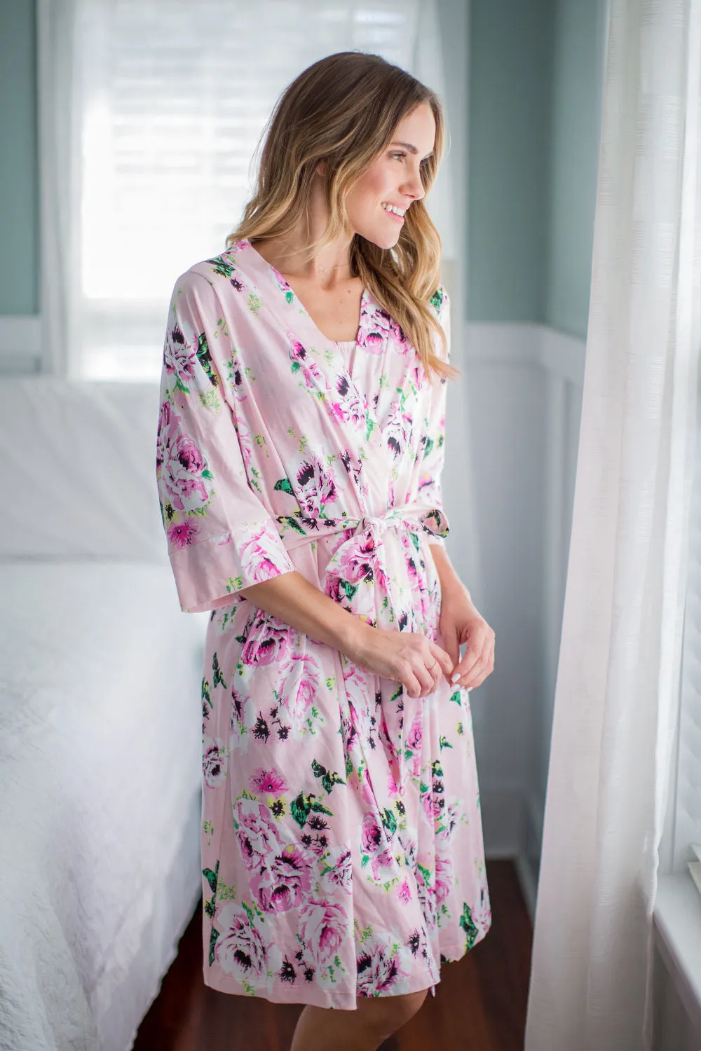 Amelia Robe