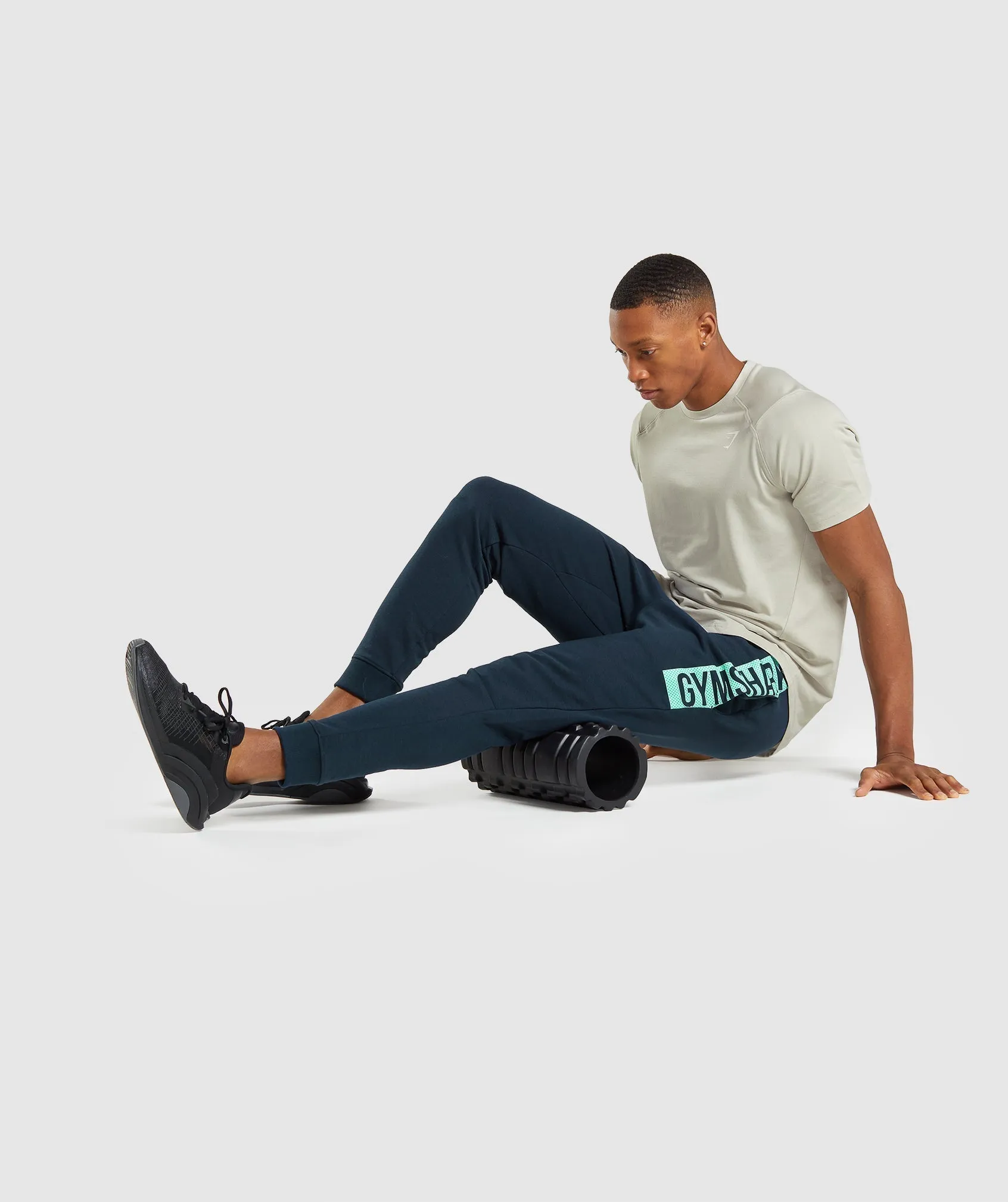 Gymshark Bold Joggers - Navy