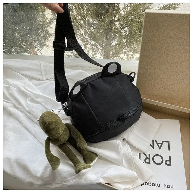 Kawaii Frog Small Round Bag