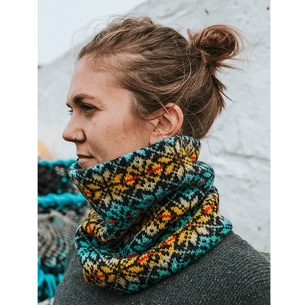Radiant Star Cowl Yarn Set