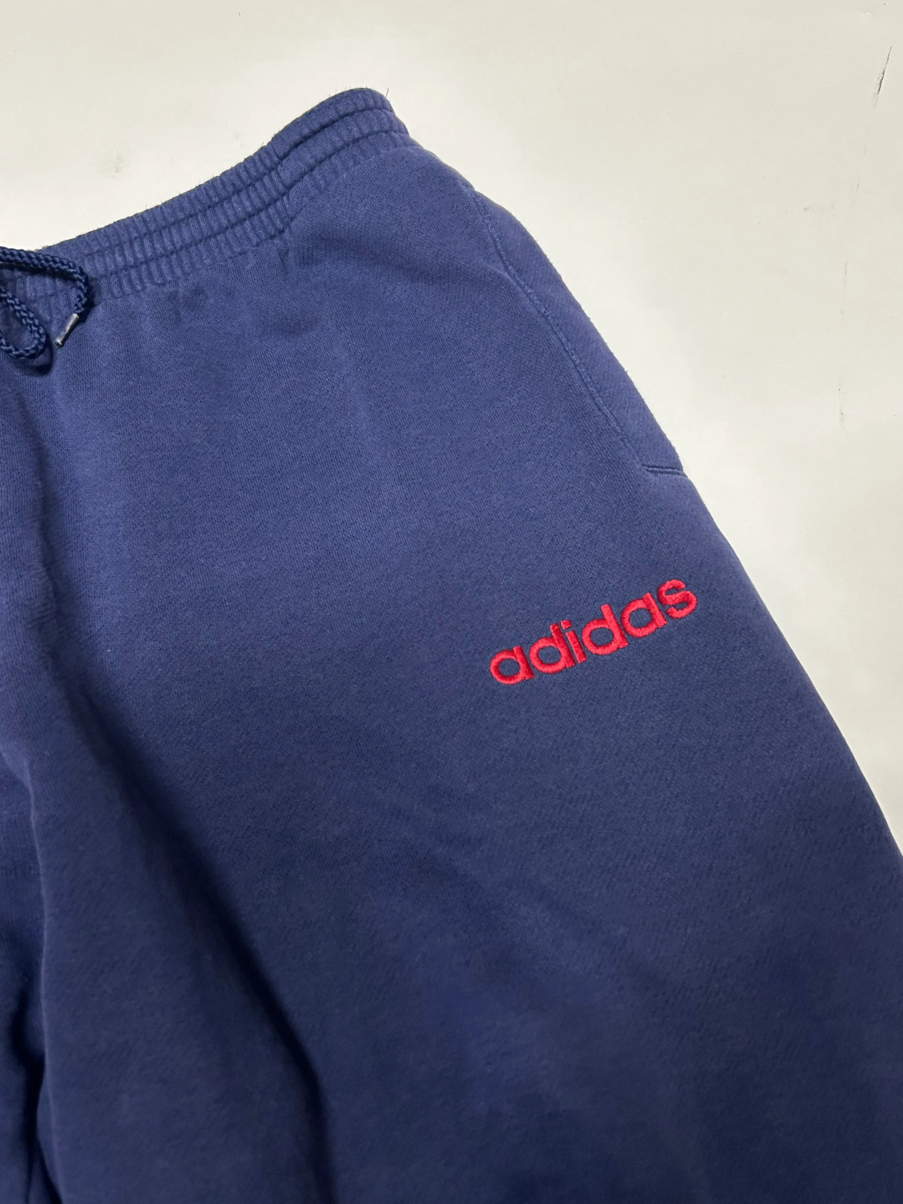 Vintage Adidas joggers (M)